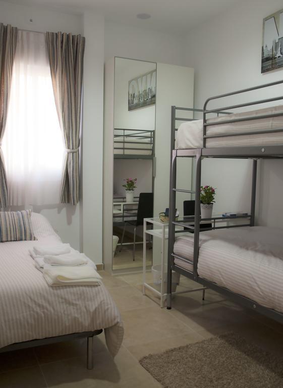 Hotel Sunnylivings Sevilla Exterior foto