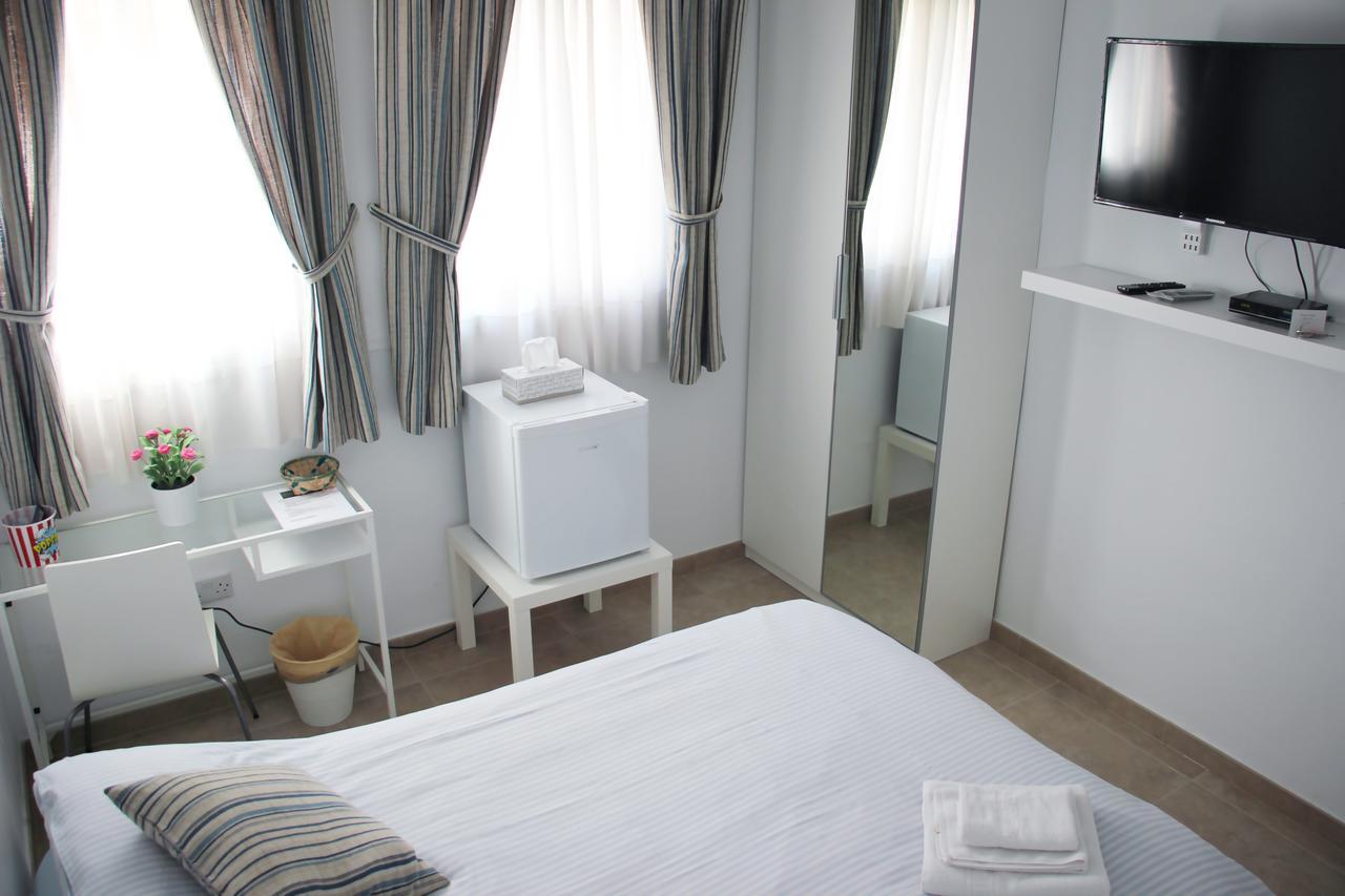 Hotel Sunnylivings Sevilla Exterior foto