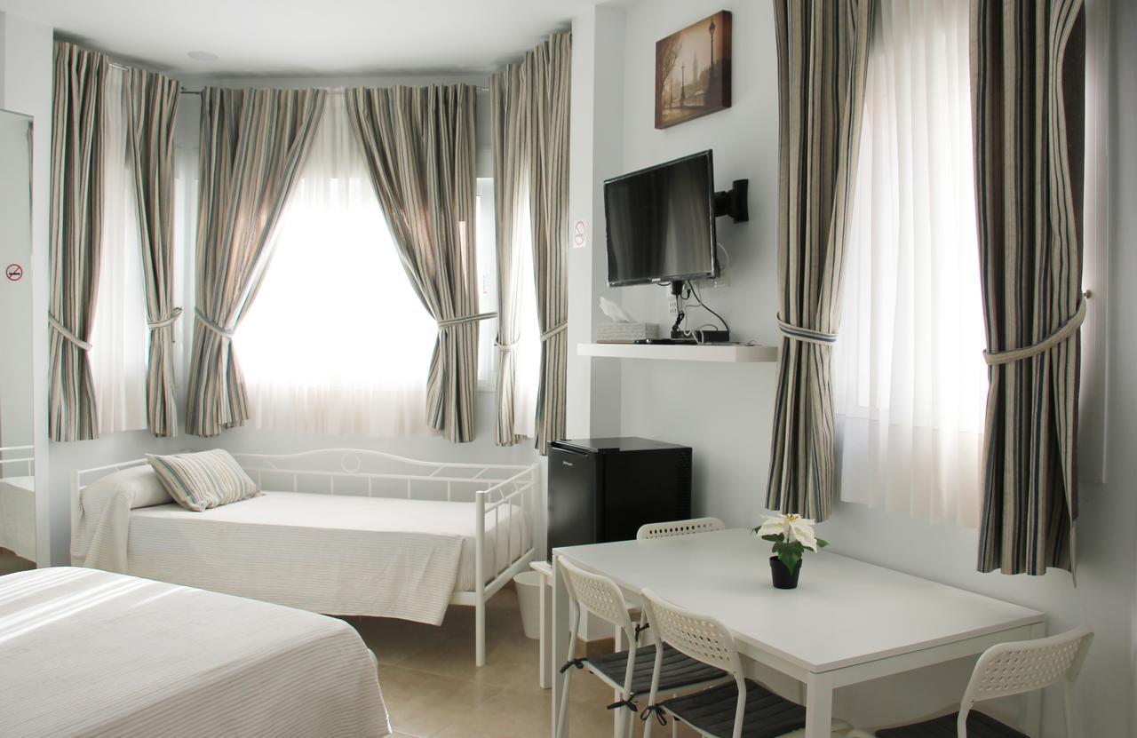 Hotel Sunnylivings Sevilla Exterior foto