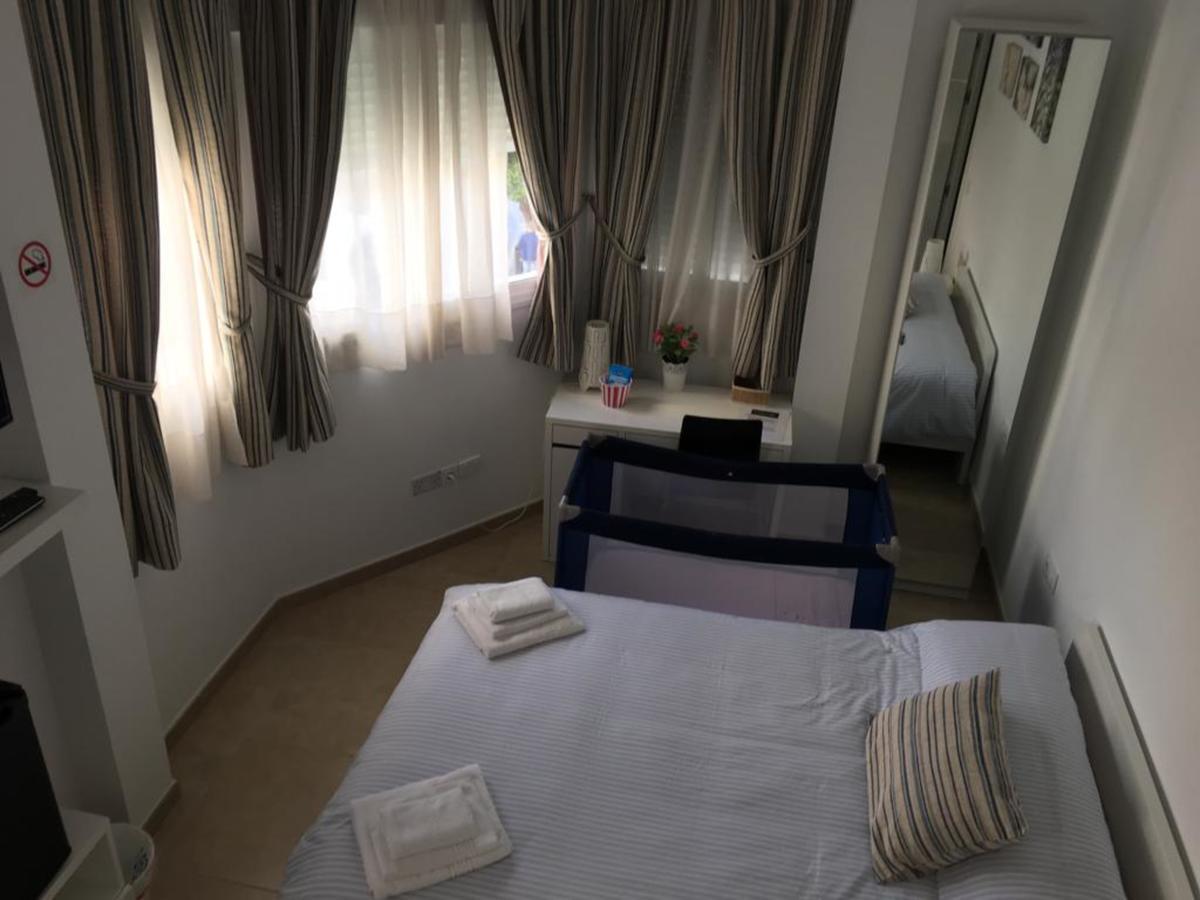 Hotel Sunnylivings Sevilla Exterior foto